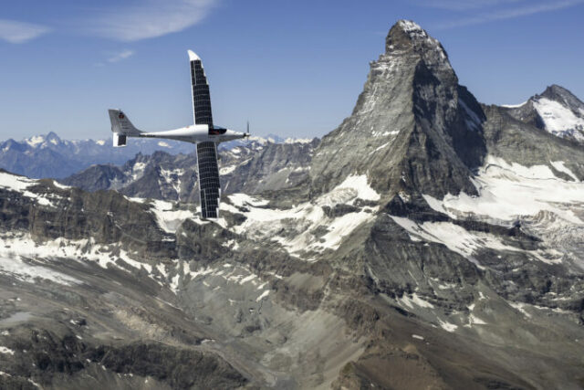 548260_aptopix_switzerland_64369 676x451.jpg