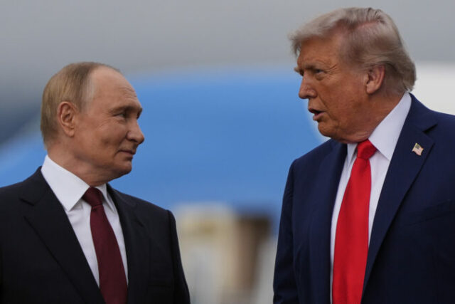 548391_trump putin5 676x451.jpg