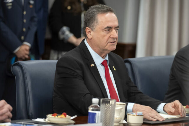 548996_us_israel_hegseth_28881 676x451.jpg