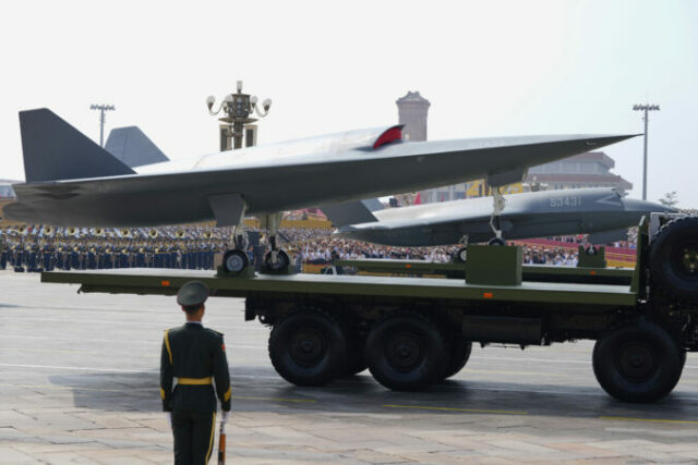 549102_china_parade_79965 676x451.jpg