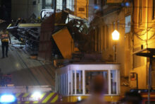 549145_portugal_streetcar_derailed_93593 676x451.jpg