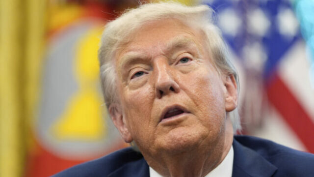 549224_americky prezident donald trump. 2 676x451.jpg