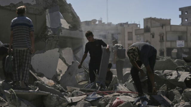 549565_israel_palestinians_gaza_45680 676x451.jpg