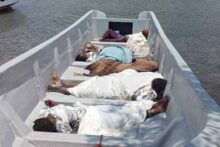 549745_madagascar_somalia_boats_capsize_89536 676x451.jpg