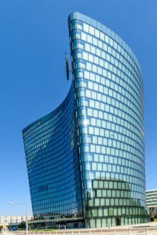 549925_gettyimages 509552470 676x1013.jpg