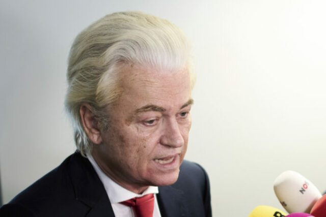 550696_wilders trump nato_35245 676x451.jpg