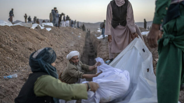 550758_afghanistan_earthquake_73703 676x451.jpg