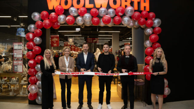 550944_20251015_ba_woolworth_09 676x451.jpg