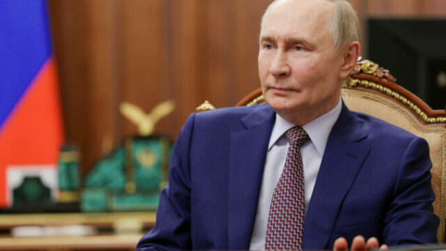 551024_russia_putin_45005 676x451.jpg