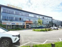 551238_budova_konrad 676x507.jpg