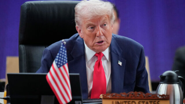 551321_trump_asia_57006 676x451.jpg