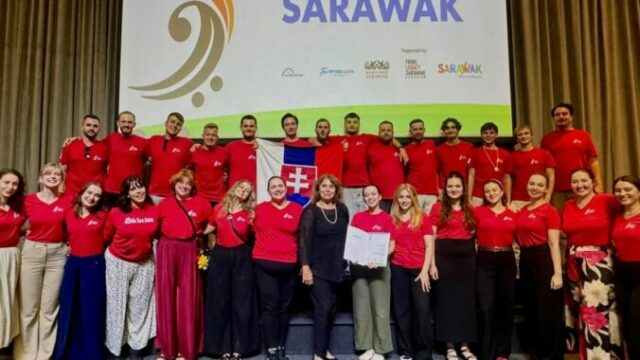 551350_spevacky zbor lucnica 676x475.jpg