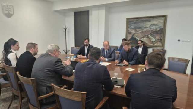 551516_572327366_1248890470615911_2197776257954448436_n 676x507.jpg