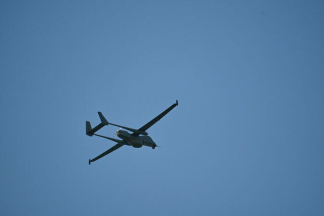 551534_greece_military_parade_86601 676x451.jpg