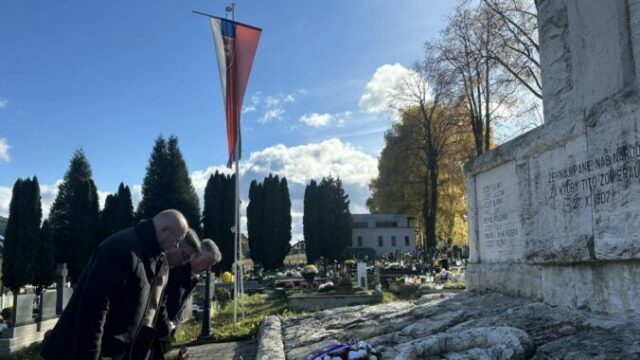 551538_572841224_1328451472626740_711589379286790049_n 676x507.jpg