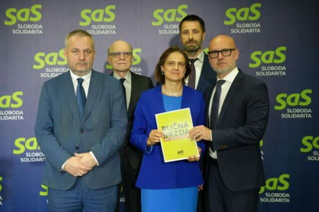 551807_sas 676x450.jpg