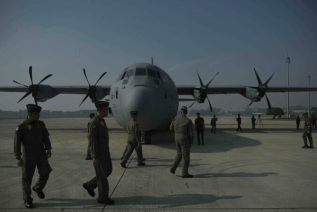 552079_indonesia_gaza_aid_48538 676x451.jpg