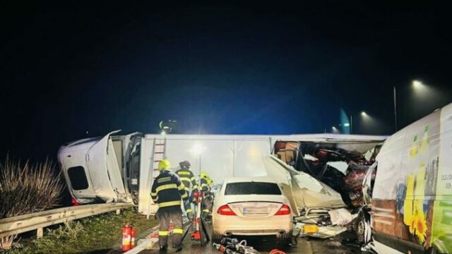 552349_585191463_1266230832209149_2692460613646692858_n e1763377357436 676x438.jpg