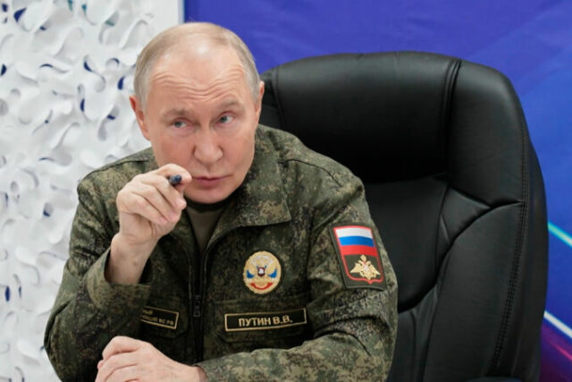 552596_russia_putin_60831 676x451.jpg