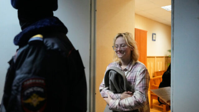 552677_russia_crackdown_32723 676x451.jpg