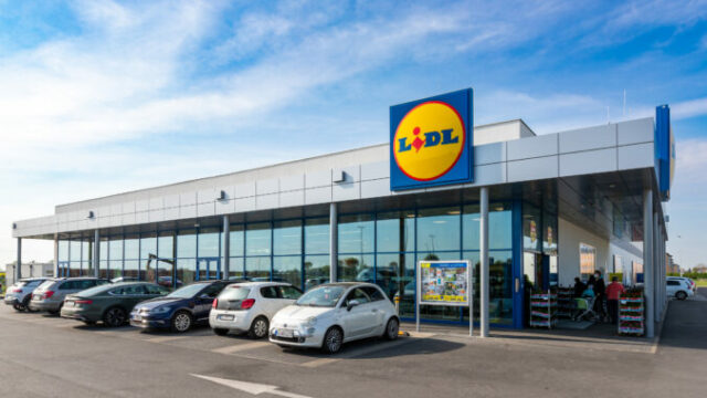 552714_ez2i9753 676x451.jpg