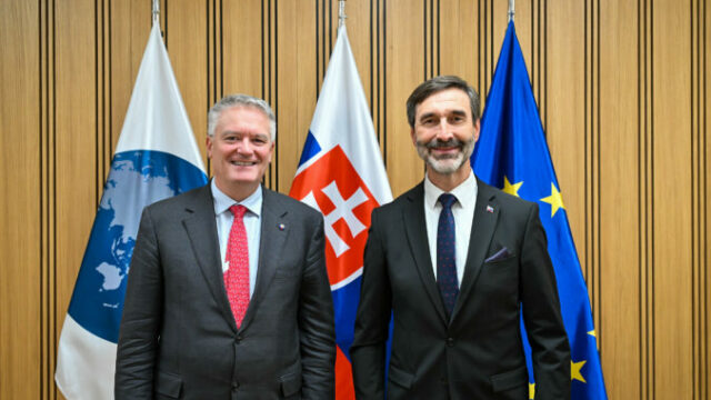 552718_6925610059e7c877605280 676x451.jpg