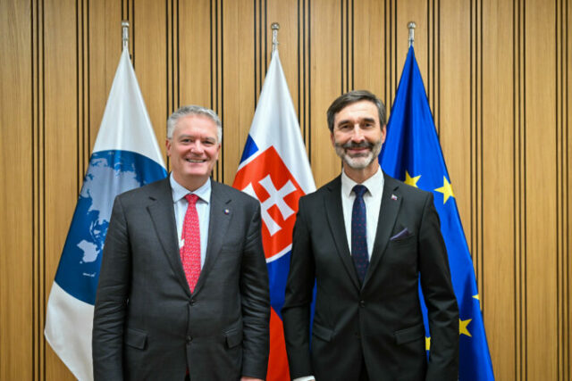 552718_6925610059e7c877605280 676x451.jpg