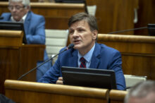 552765_hlina 676x450.jpg