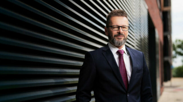 552778_vladimi r cvik country manager superpoistenie.sk_ 676x451.jpg