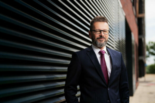 552778_vladimi r cvik country manager superpoistenie.sk_ 676x451.jpg