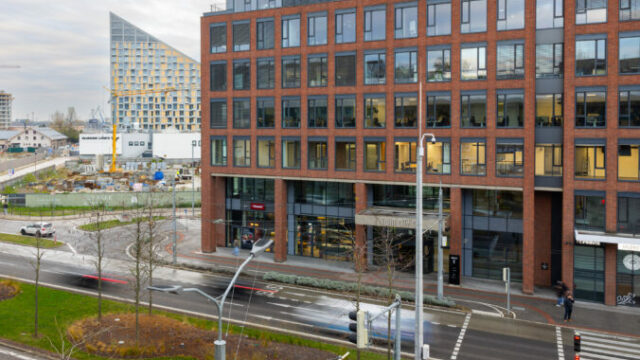 553033_vchod 4 676x451.jpg