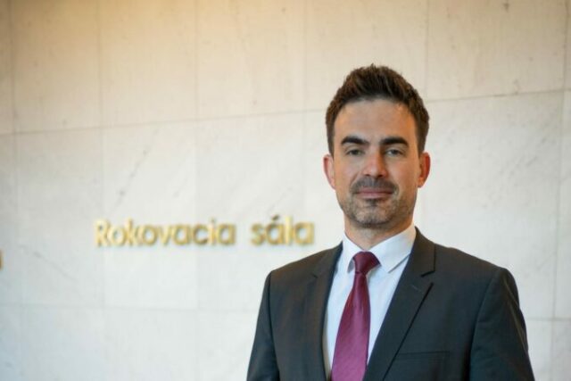 553068_508475245_752186794049150_7639980733403519942_n 676x451.jpg