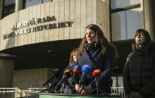 553196_38 147 podpisov za pravny stat 3 676x428.jpg