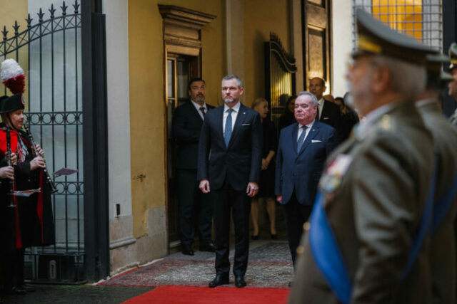 553204_6932daf1a6940647104467 676x451.jpg