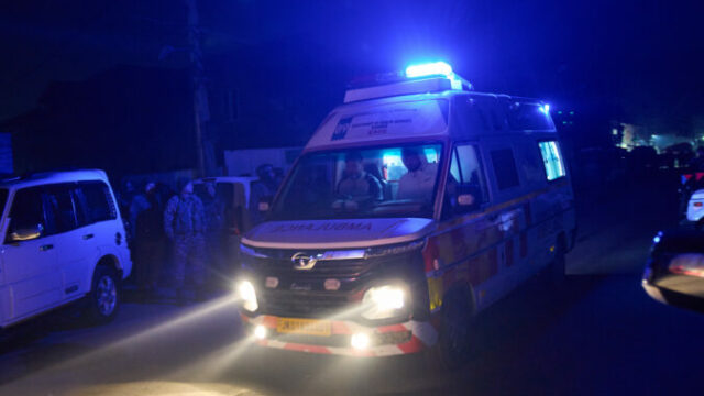 553236_india_car_blast_85576 676x451.jpg