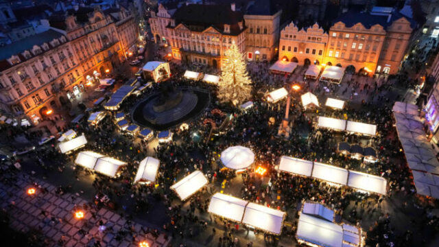 553289_czech_republic_christmas_market_47827 676x451.jpg