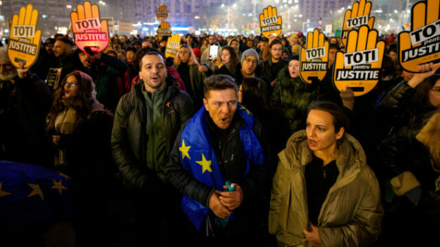 553457_romania_justice_protest_96738 676x451.jpg