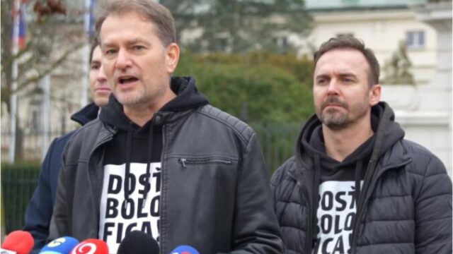 553459_titulka matovic 676x451.jpg