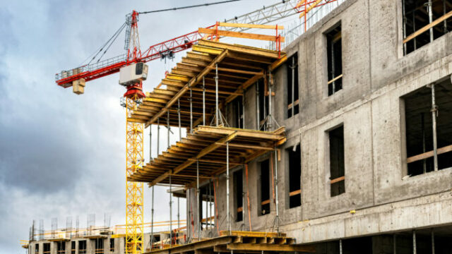 553627_gettyimages 2185596937 676x451.jpg