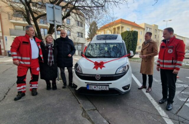 554155_taxik 676x446.jpg