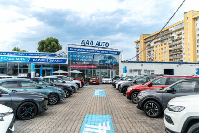 554201_aaa auto_bratislava 676x451.jpg
