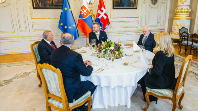 554339_6966577a76abb812442098 676x516.jpg