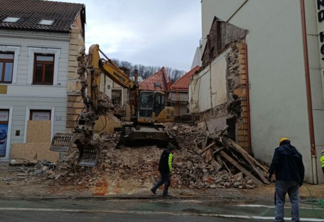 554556_618302203_1311258227703338_709070553806196717_n e1768997071448 676x464.jpg