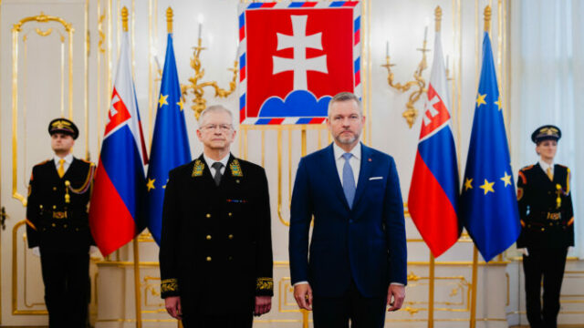 554947_6981dde590e5c565312980 676x451.jpg