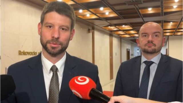 554982_titulka ps 1 676x451.jpg