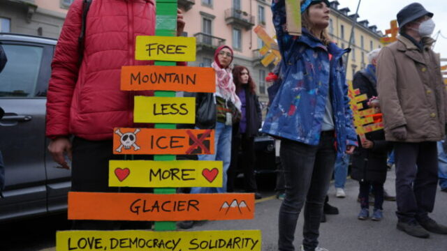 555098_milan_cortina_olympics protest_40410 676x451.jpg