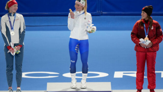 555117_milan_cortina_olympics_speedskating_06876 676x451.jpg