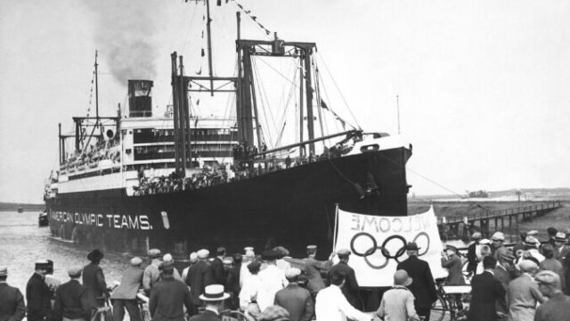 555189_amsterdam 1928 676x464.jpg