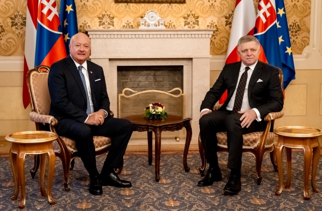 555200_fico stocker2.jpg