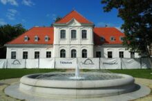 555244_emmerova vila 676x451.jpg